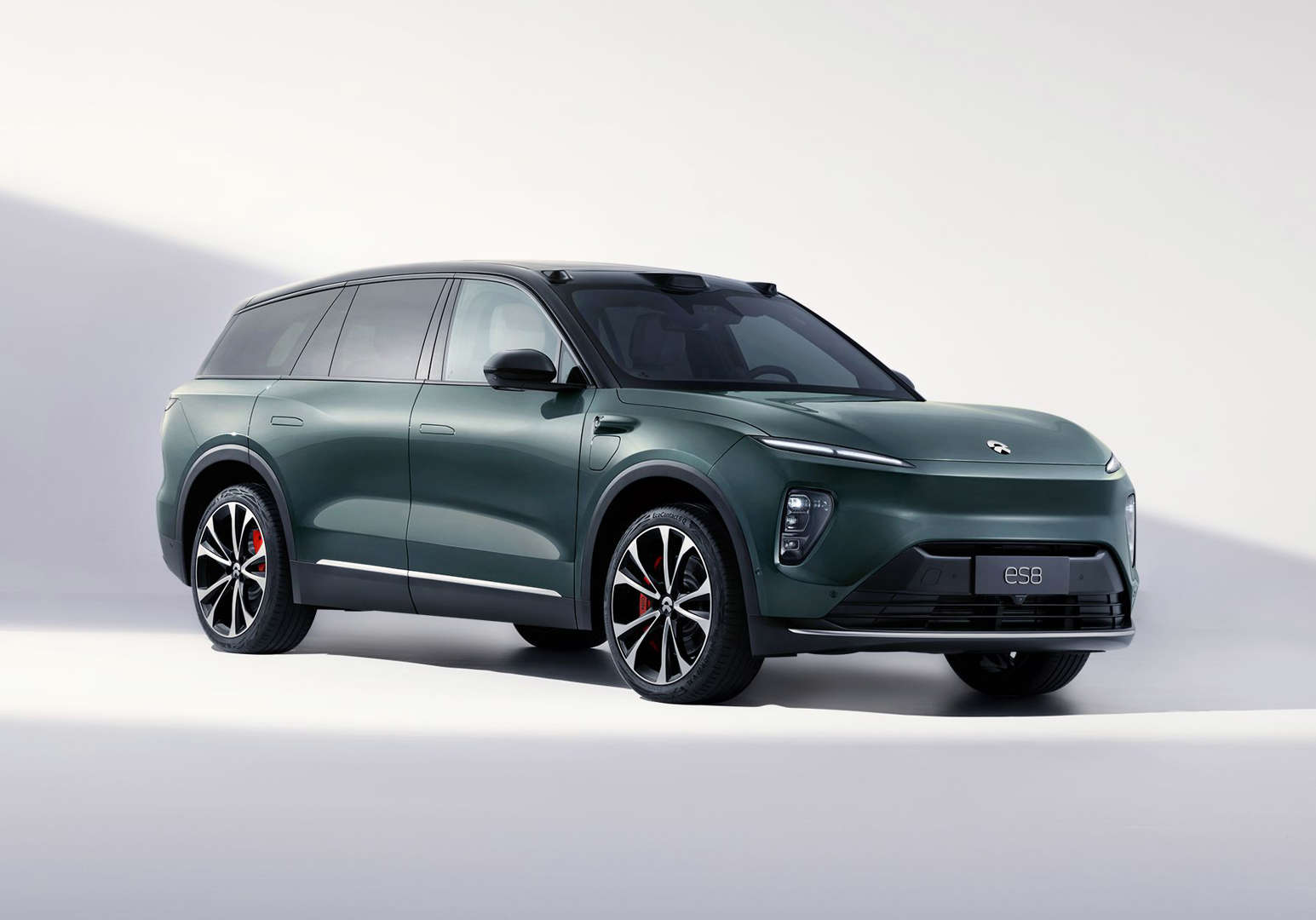 Penghujung 2022 Mobil Baru NIO ES8 Meluncur, Punya 2 Motor Listrik Penggerak Semua Roda